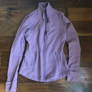 Lulu lemon purple forme jacket size 4 small